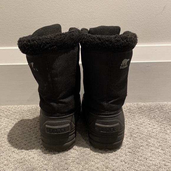 Sorel Winter Boots - Picture 4 of 7